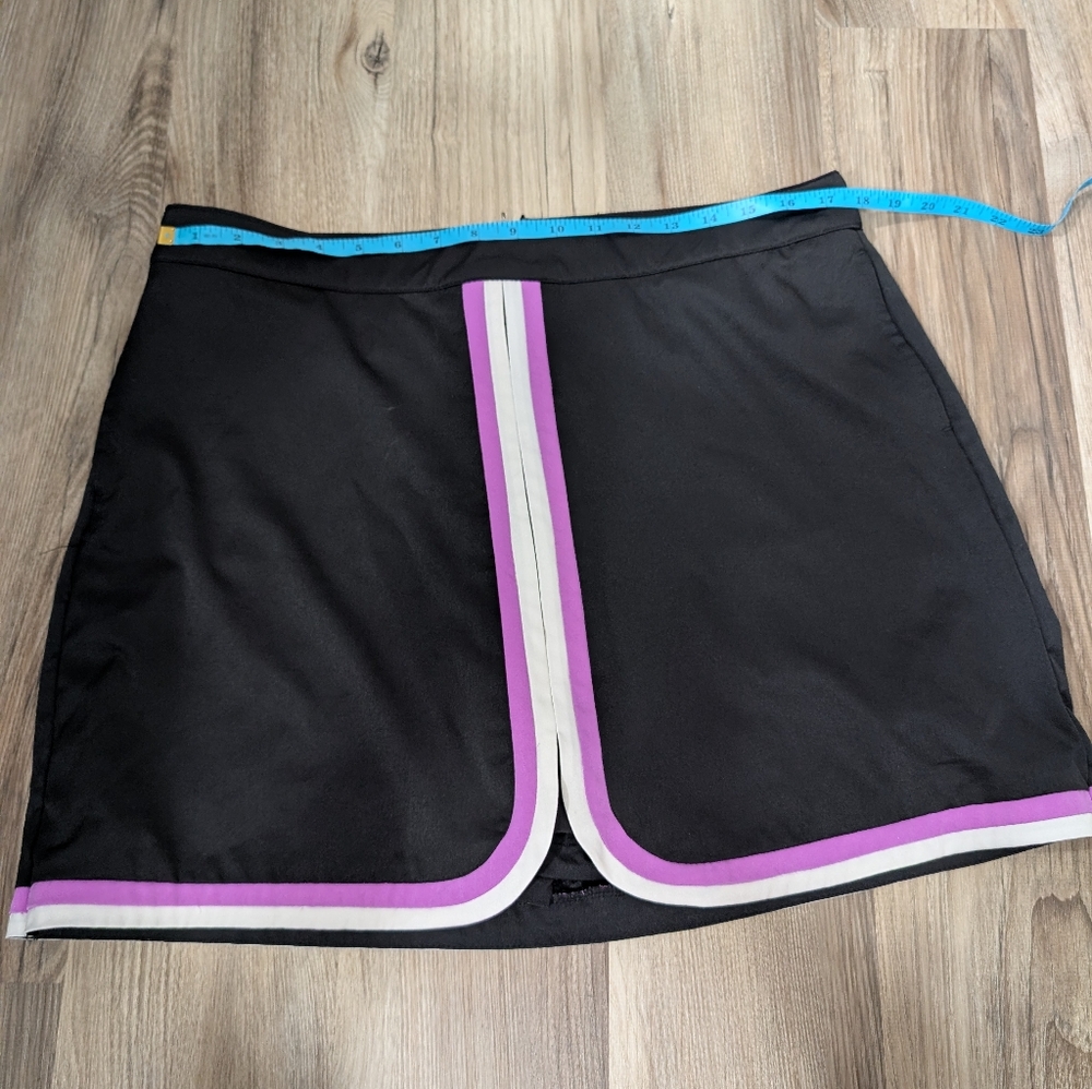 Lady Hagen, Size 14, Black Color Block Golf/Tennis Skort, Purple/White‎ Stripe